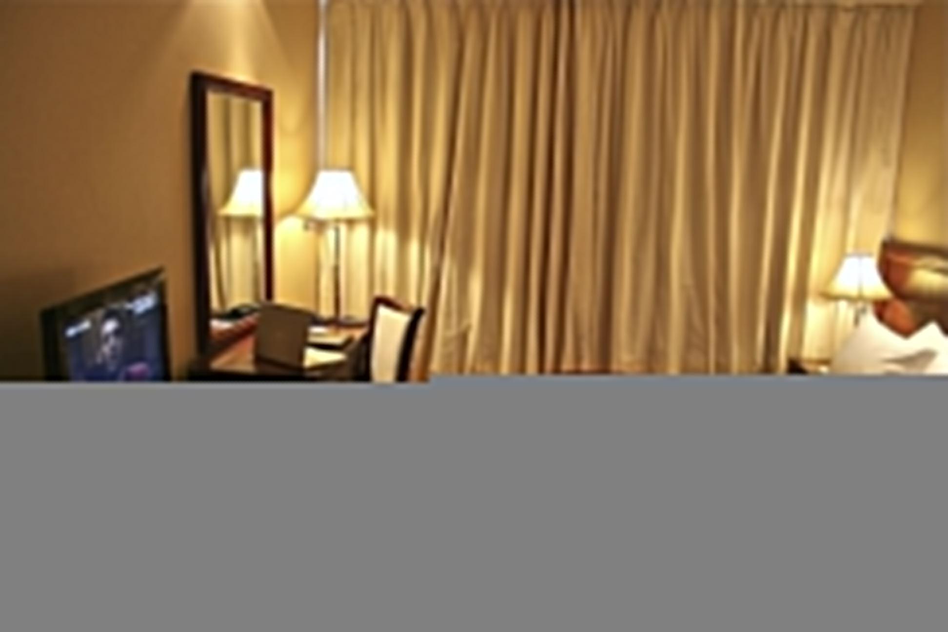 Trianon Royal Hotel Abu Dhabi Exterior foto